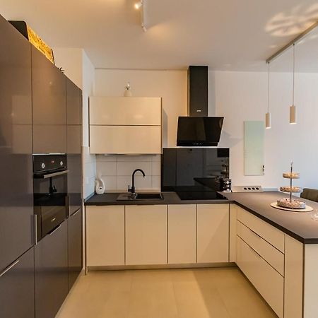 Flexible Selfcheckins 25 - Zagreb - Garage - Loggia - New - Luxury Apartment Ngoại thất bức ảnh